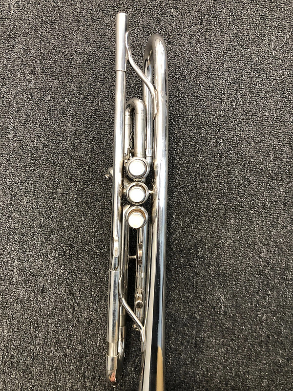 King 1965 Silver Flair Trumpet sn 423119 (15)
