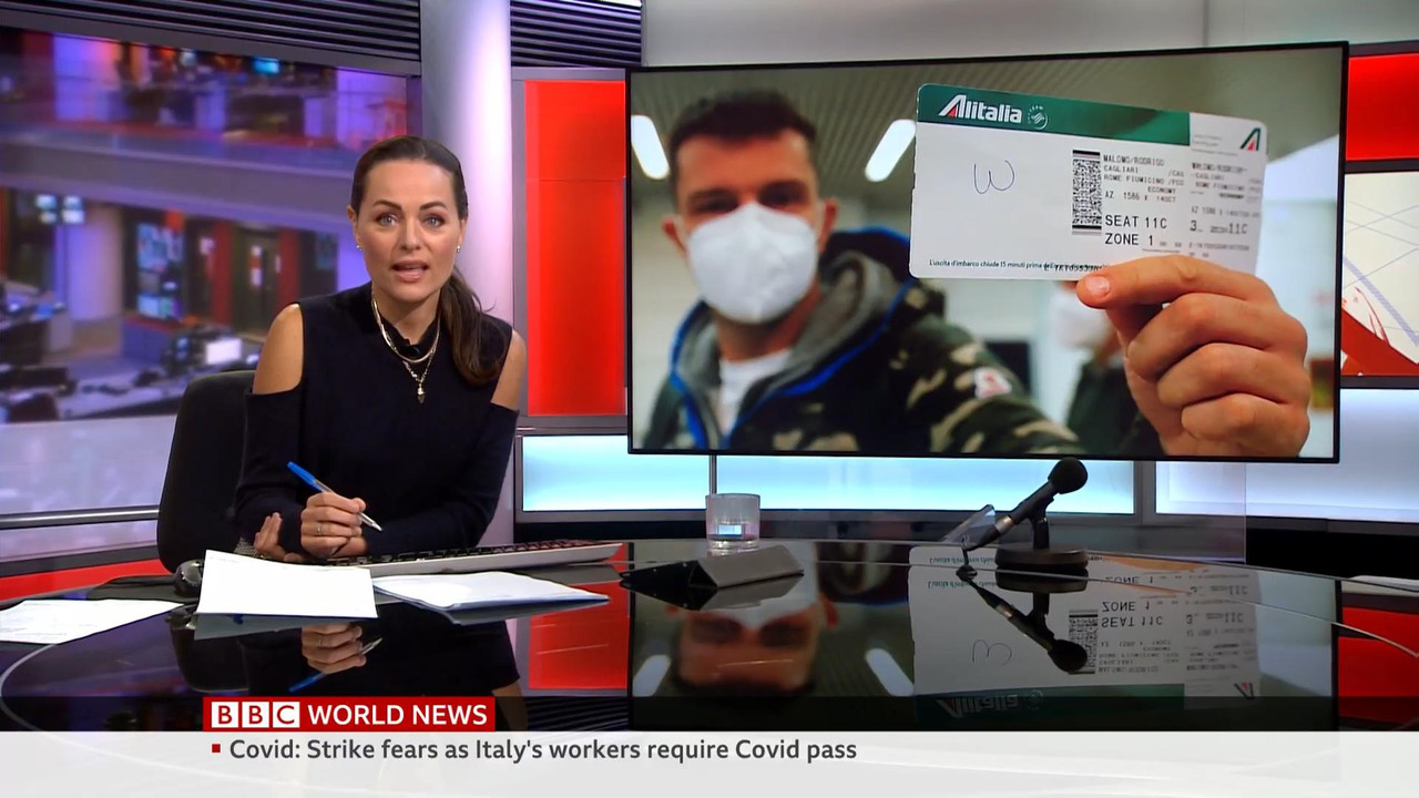 10.15 - 06.00.00 - BBC World News. News. Reporting on the day's inter....ts_snapshot_13.32_[2021.10.