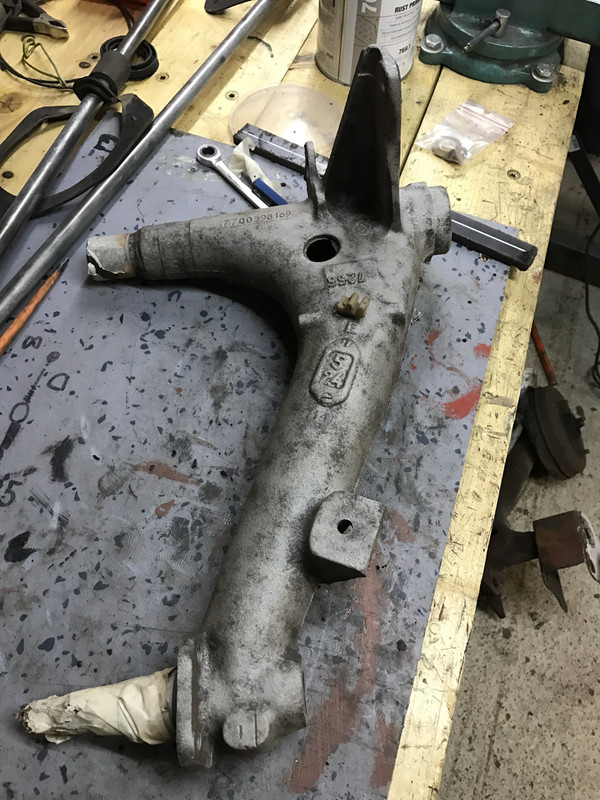 Restauration 4L (998)