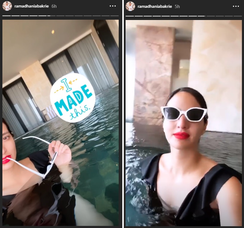 Nia Ramadhani berenang