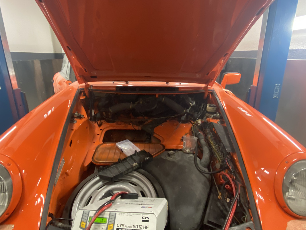 B0C89405-F4DC-4ECD-A602-D7C89D361417