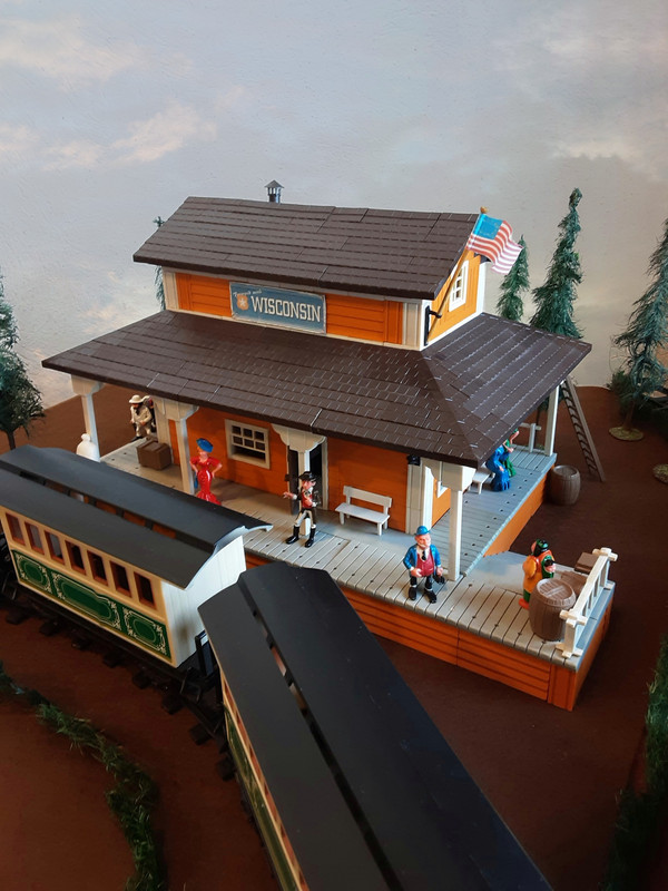 Wisconsin Station 06