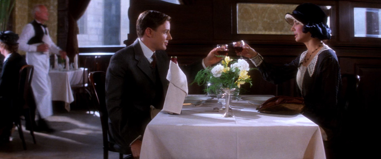 DE AMOR Y GUERRA.mkv_snapshot_01.36.31.500