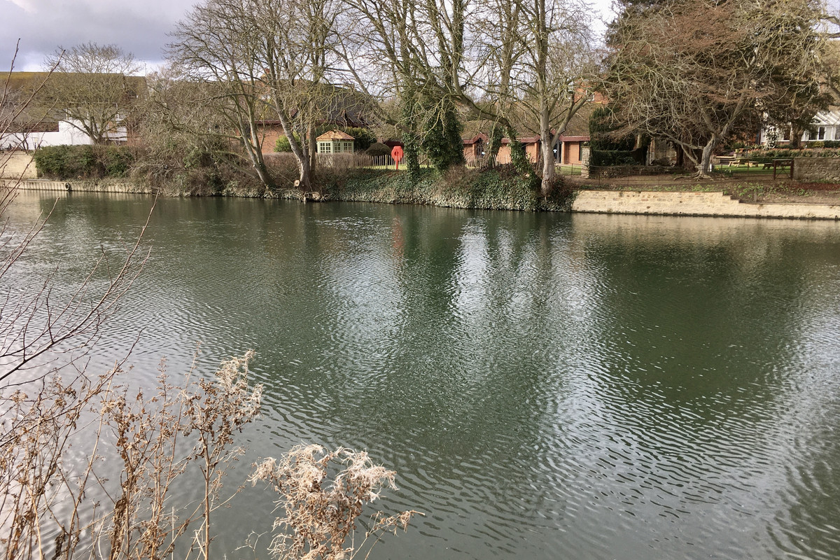 0765C9F6-4BED-4B0B-8A87-AF4F04BA6F86