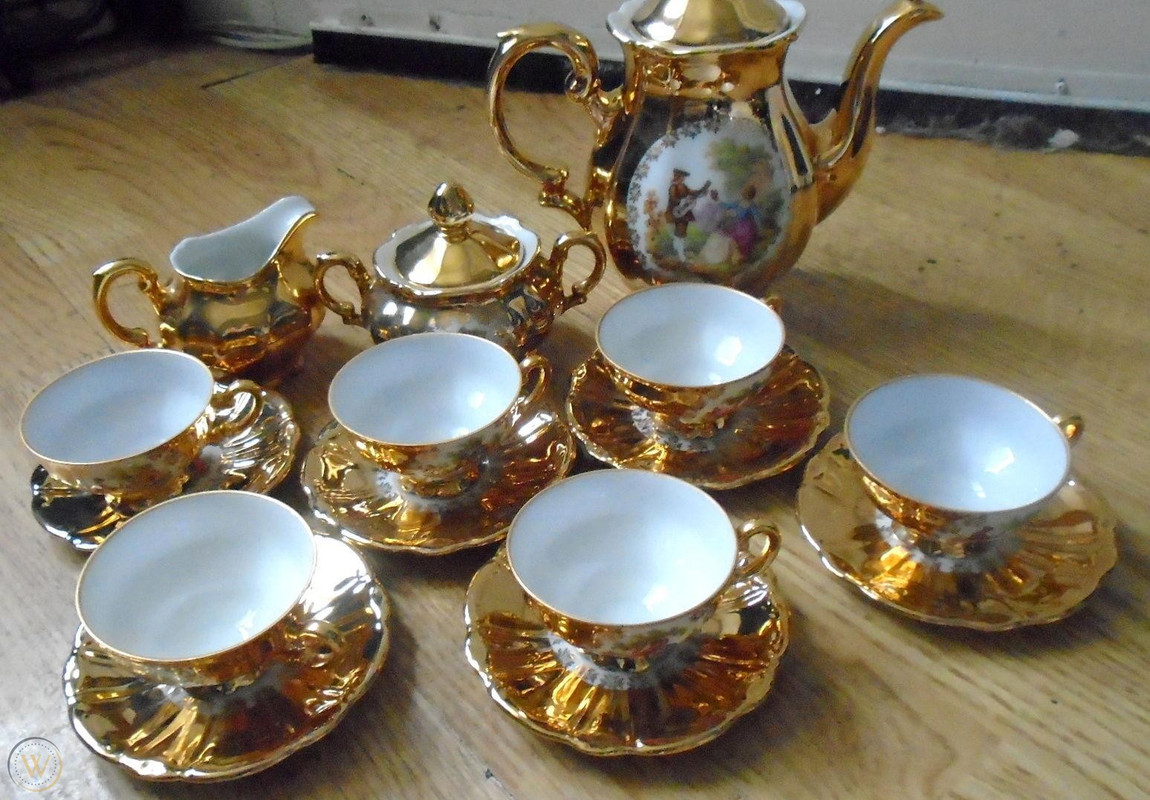 goldbavarianset.jpg