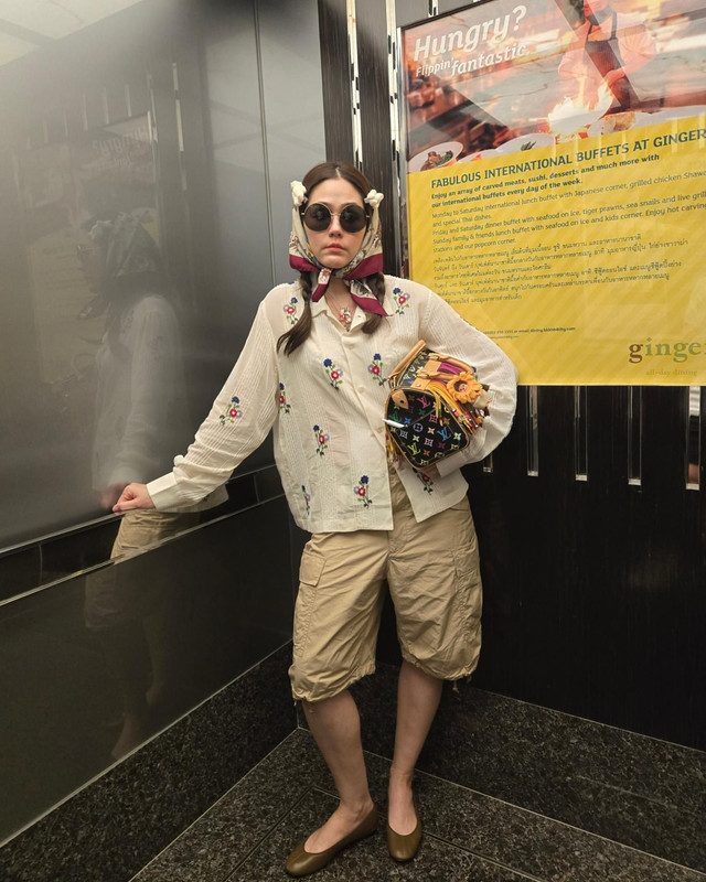 chomismaterialgirl-1725243796-3447917325935221048-4275583