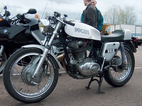 3502009046_13b30e1c36