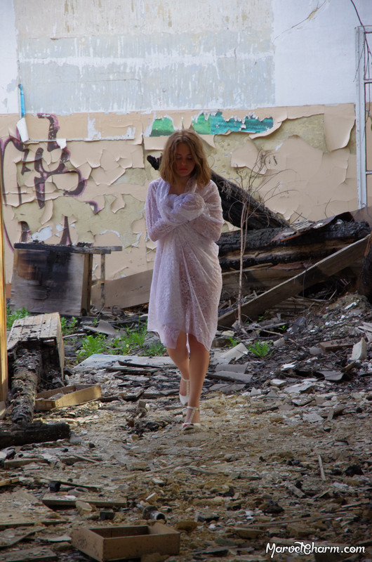 MarvelCharm_Nicolette-Ruins-107