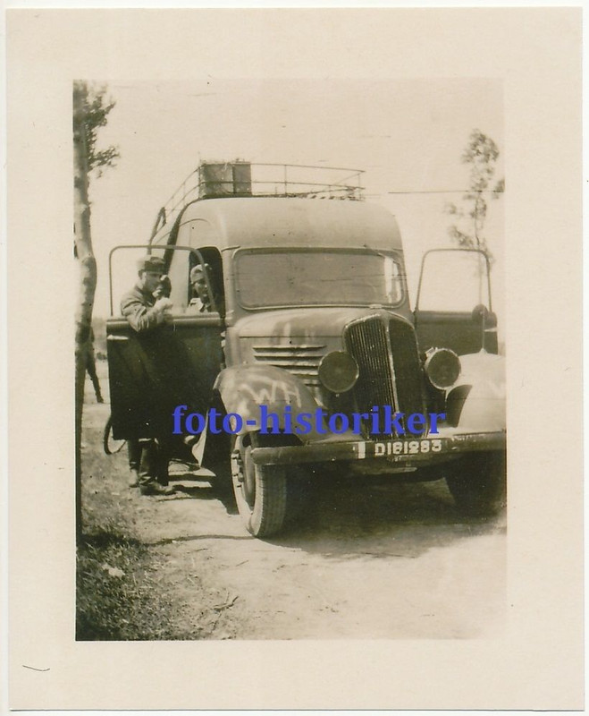 Kameraden WH mit französischen BEUTE LKW ADH Ken