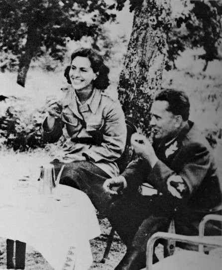 Olga-Humo-i-Tito-avgusta-1944.jpg