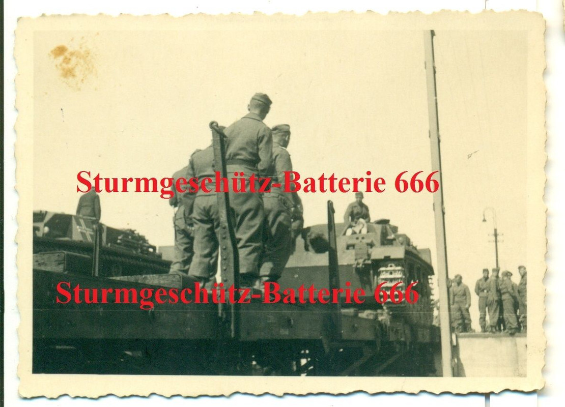 FOTO - STUG-BATTERIE 666 - STURMGESCHÜTZ - VERLA