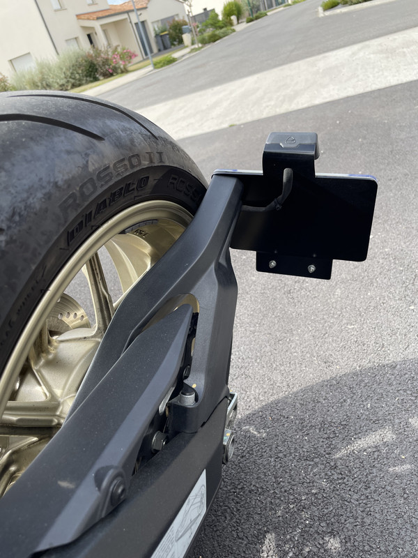 C570D775-FBF0-41DD-AC00-6AAD2C564F7A