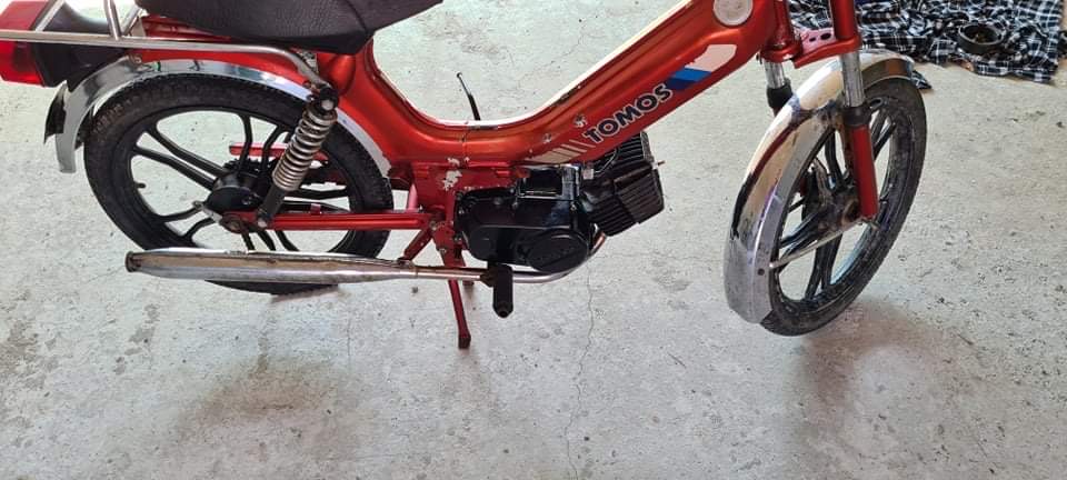 113CC6D4-3AAE-451A-9861-971D96A5D35A