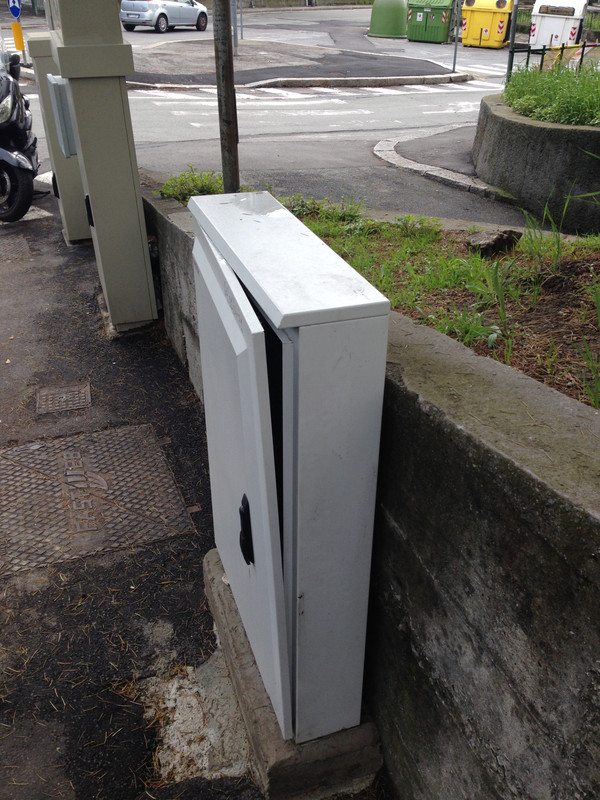 7785F318-1204-428C-B217-7BEC0E2BE3F1