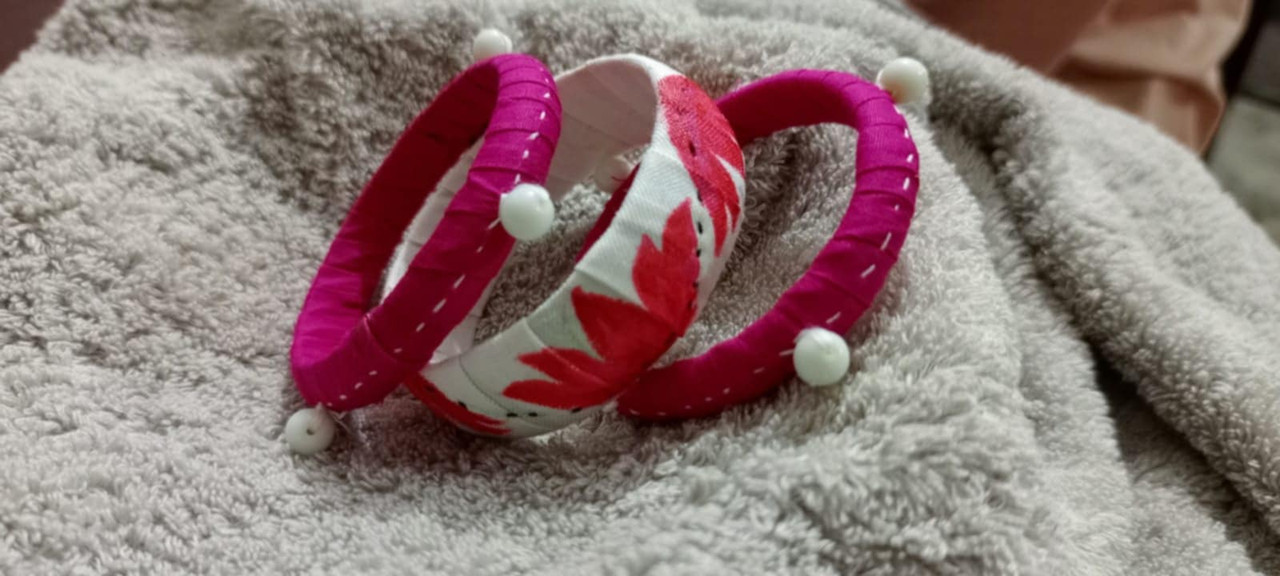 হাতে বানানো পণ্য