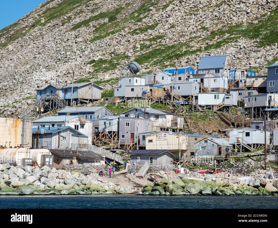 the-inupiat-native-diomede-city-on-little-diomede-island-alaska-usa-2CCNRDN