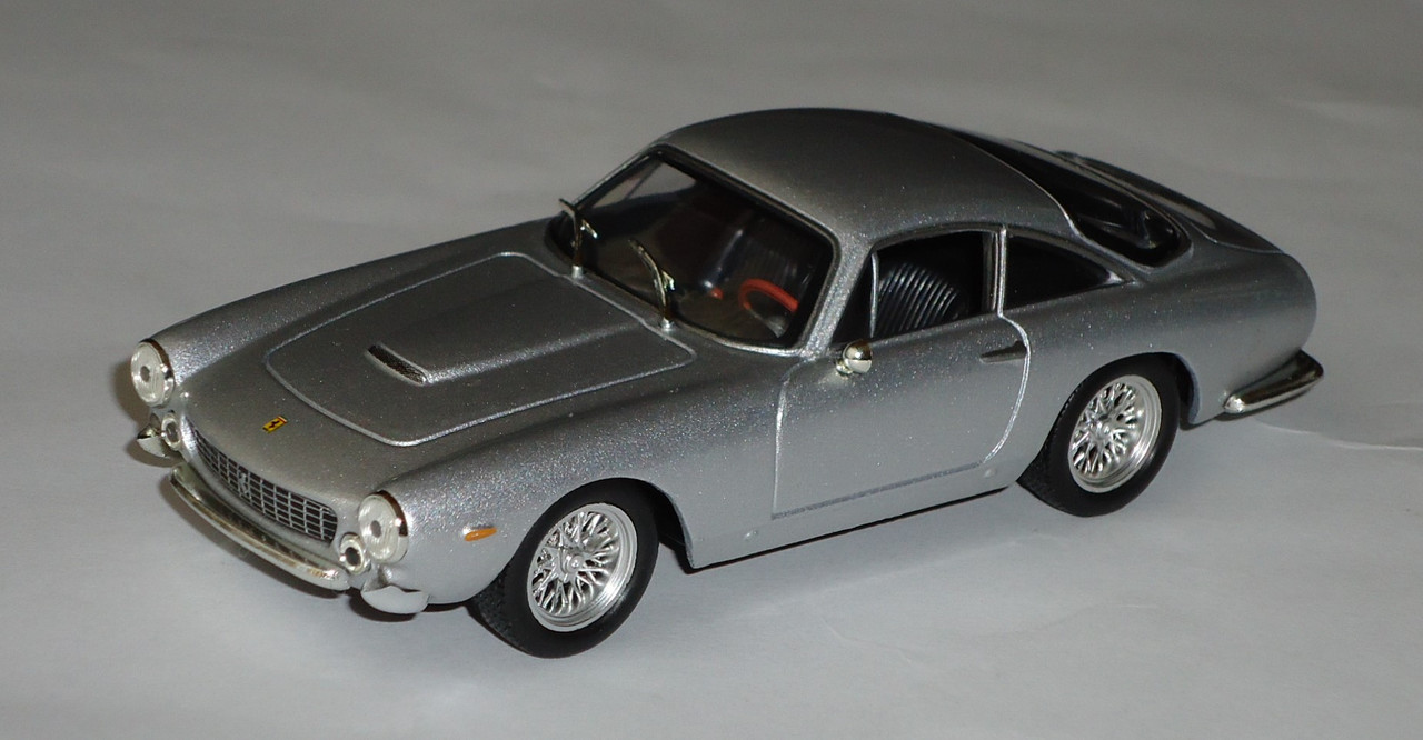 Ferrari-250GT Berlinetta Lusso1