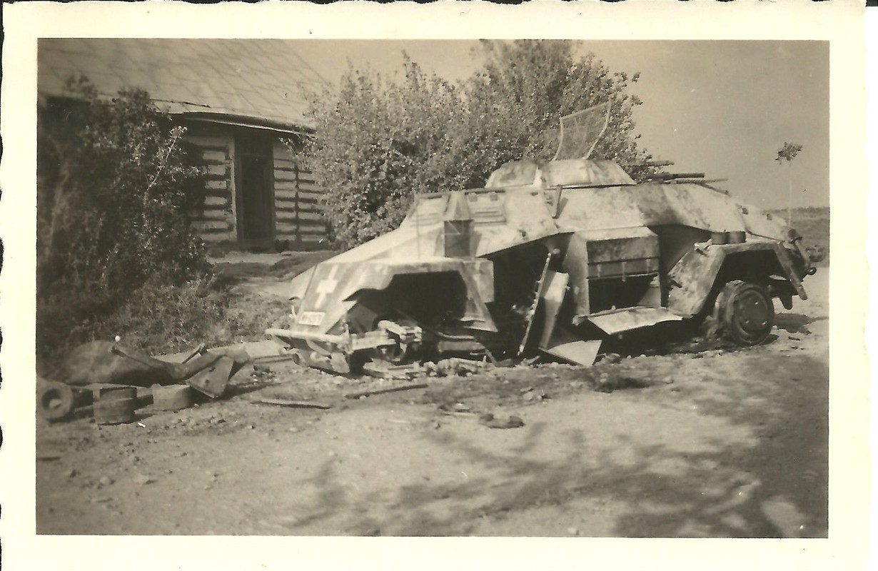 Foto Sdkfz 4 Rad Panzerspäh Abschuss Kampfeinsat