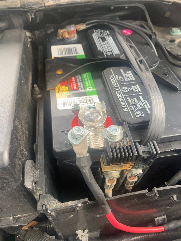 Battery Terminal Issues (not sure what you call this)--- ? - Infamous Nissan  - Hardbody / Frontier Forums