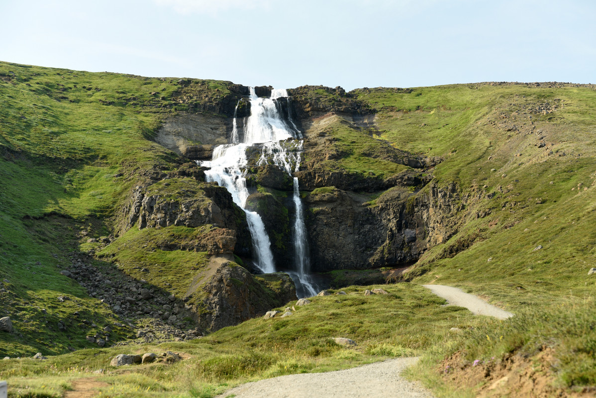 Sur y este: Hielo y sol - Iceland, Las fuerzas de la naturaleza (2021) (95)