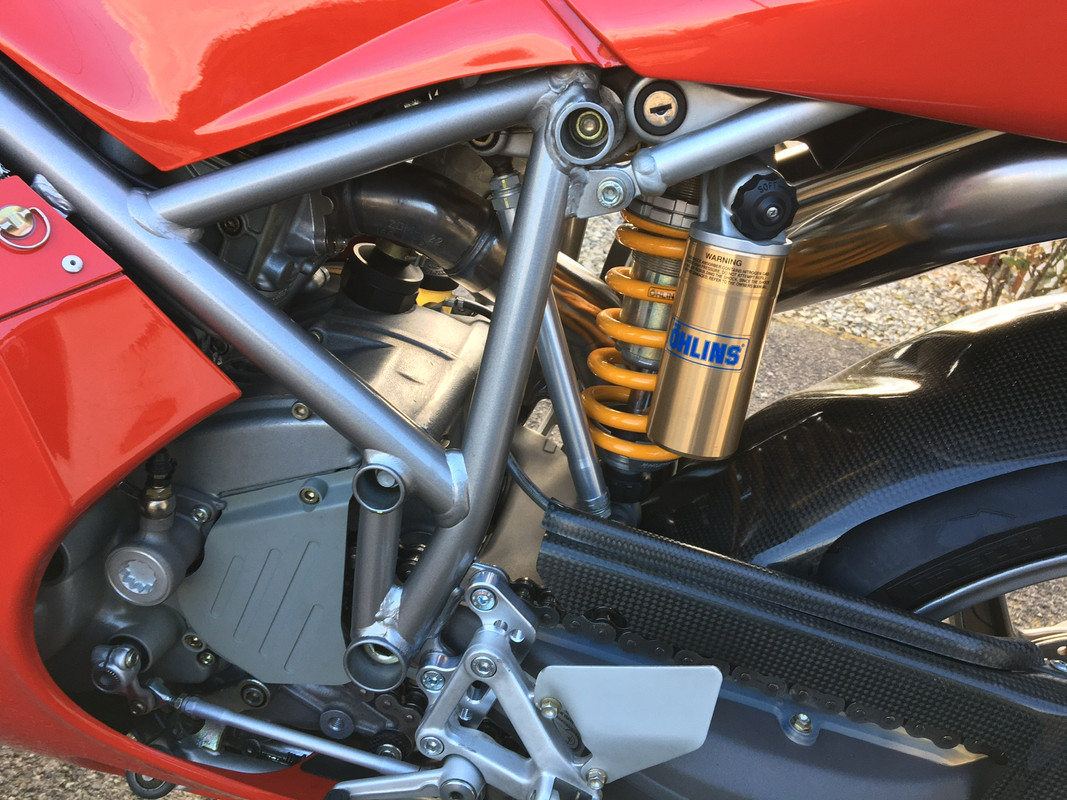 9D995713-12E8-43E7-A20E-6F13DD67A1B8