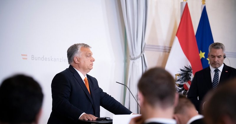 Orbanas Vienoje: Briuselis juda karo ekonomikos link