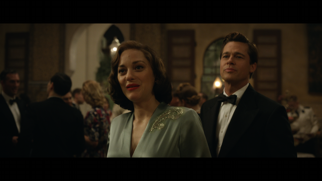 Allied.mkv_snapshot_00.39.29_[2020.07.10_22.35.19]