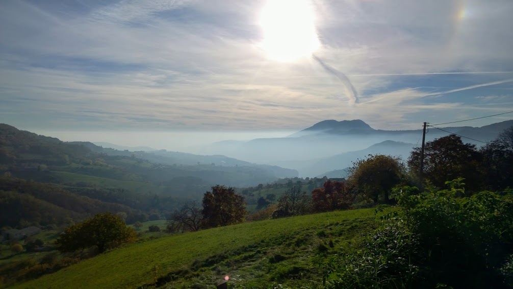 Sulla strada che da Fittanze porta a Fosse