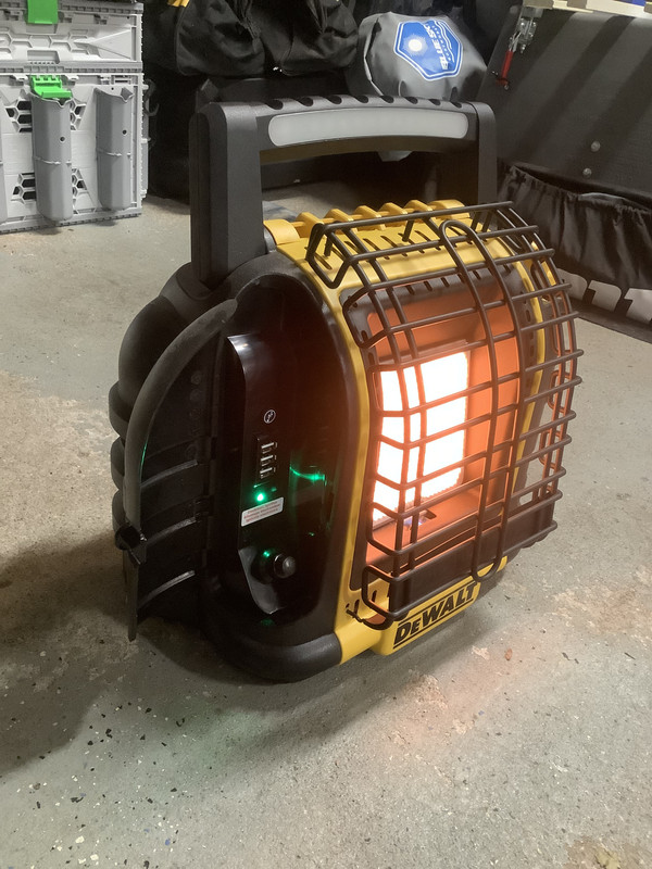 3C40FCFD-B866-4989-8573-705B7DC8416E