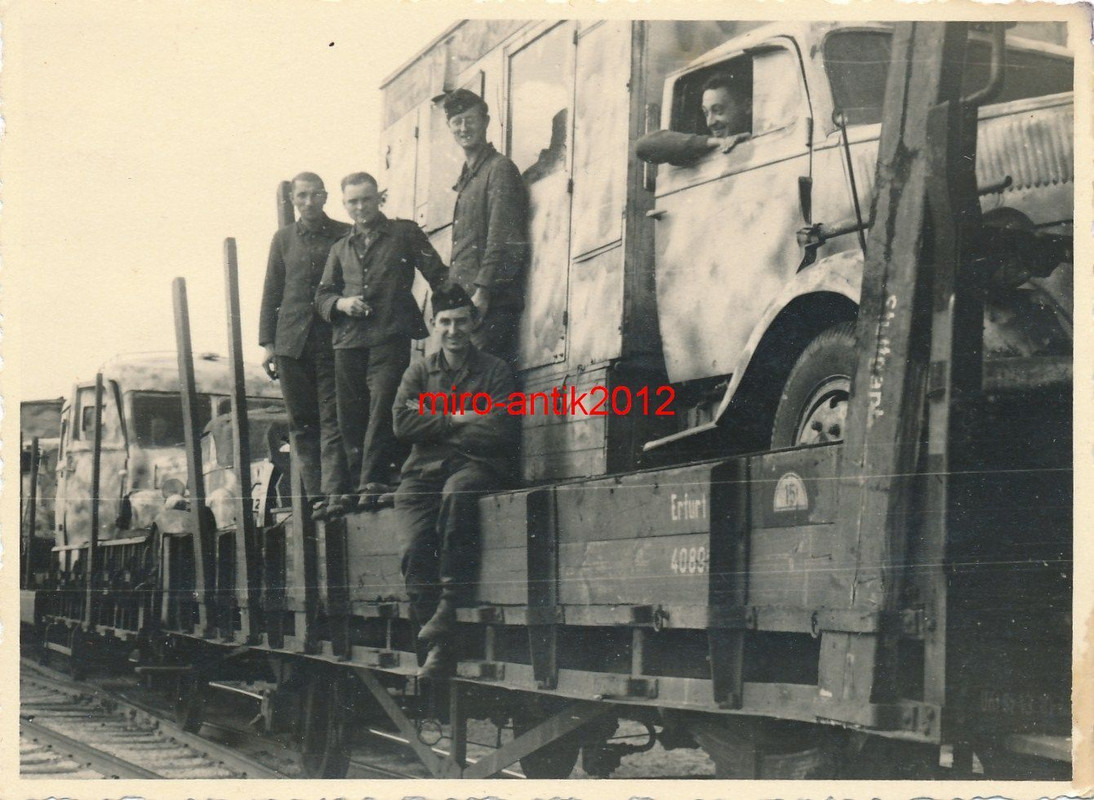 Foto, Wehrmacht, Lkw verschiedener Größen, Camou