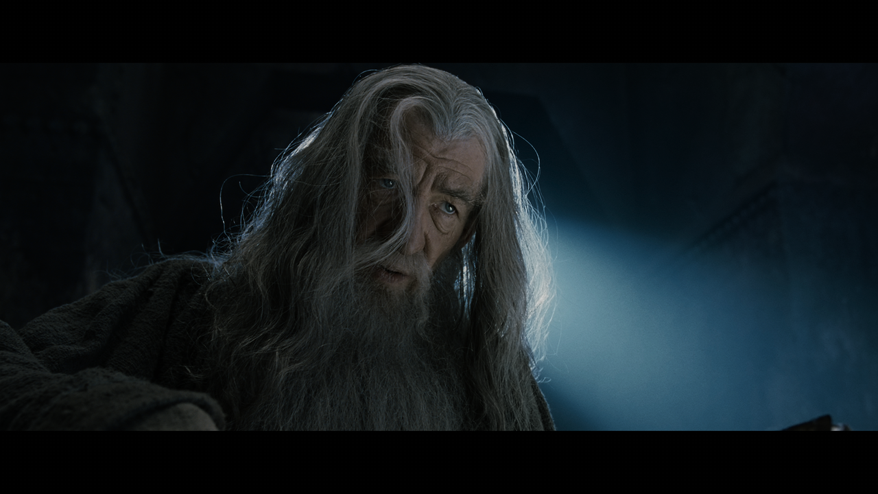 The Lord of the Rings- The Fellowship of the Ring (EXT.).mkv_snapshot_00.26.32_[2020.12.05_22.45.09]