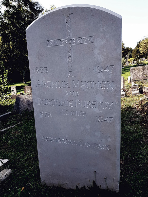 AM-tomb.jpg