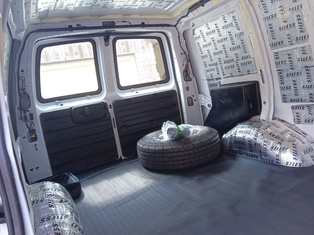 Vehicle thumbnail 18