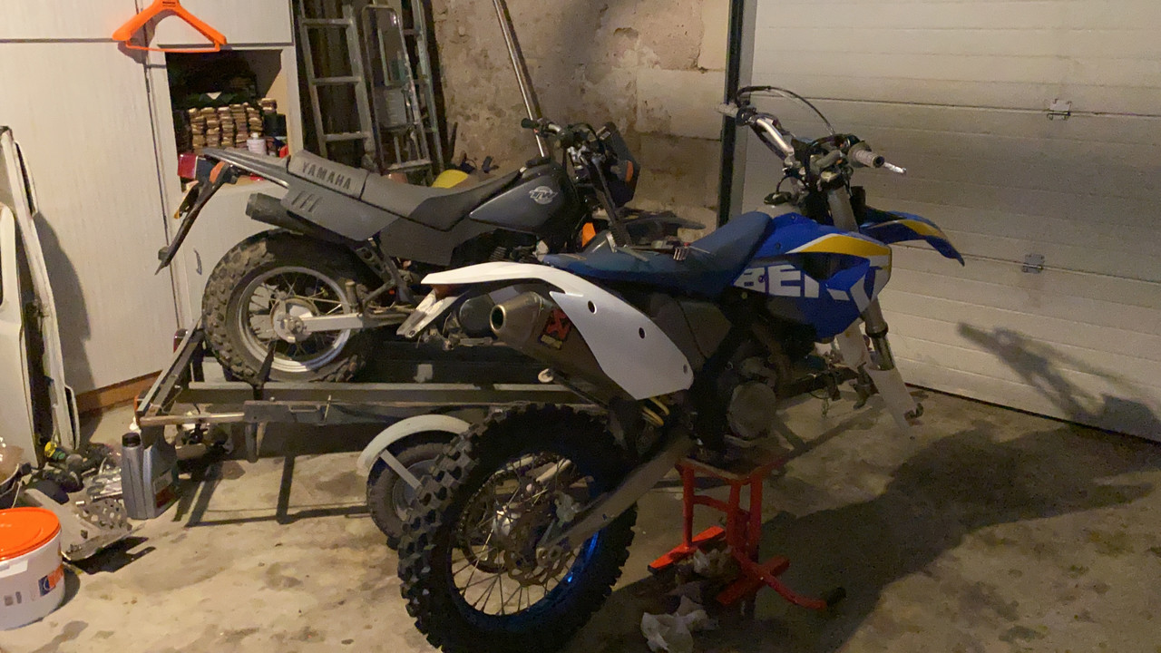 874339FC-B65B-403E-B94B-EF2D92AD8D71