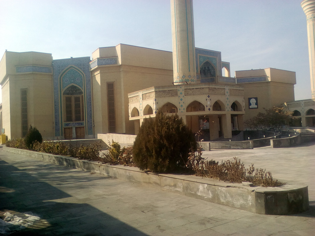 مصلی تبریز آدرس مصلی تبریز عکس از مصلی تبریز مصلی باشکوه تبریز ایران خیابان امام ارگ علیشاه کتابخانه