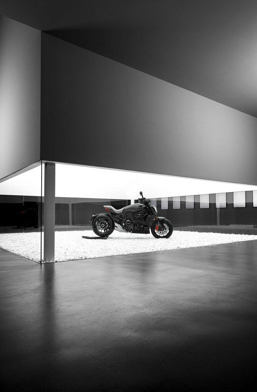 Лимитированный мотоцикл Ducati XDiavel Nero 2022