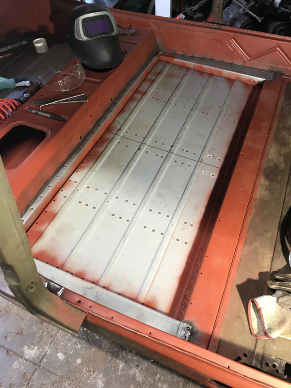 Pose plancher Ar Strapontin