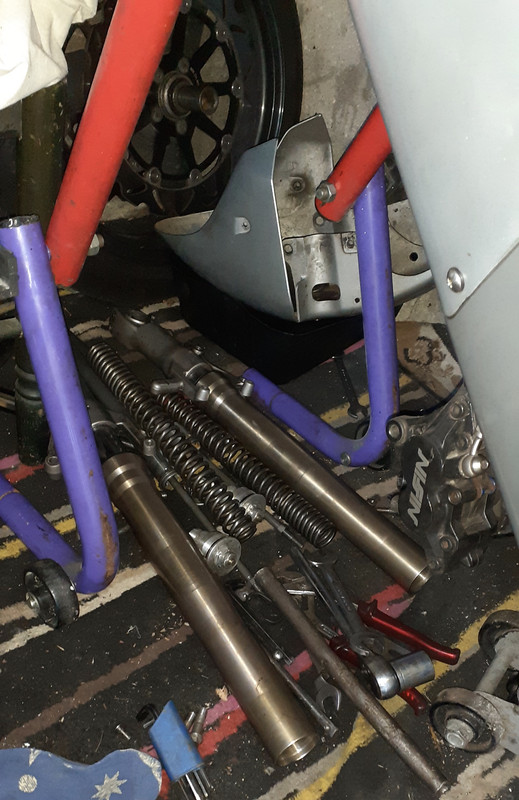 F21E8C9A-7270-413E-8064-184C03818AD7