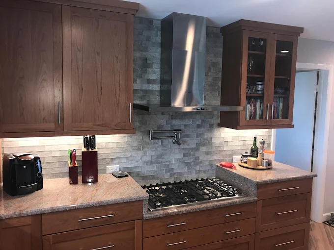   kitchen cabinets