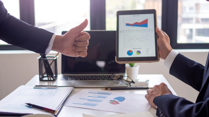 ภาพตัวอย่าง Dashboard วัดประสิทธิภาพการขายด้วย KPI ต่างๆ เช่น Lead Response Time, Conversion Rate