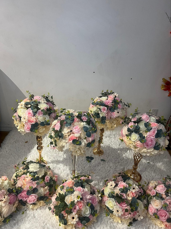 Purple/Greenery Flower Ball(each)