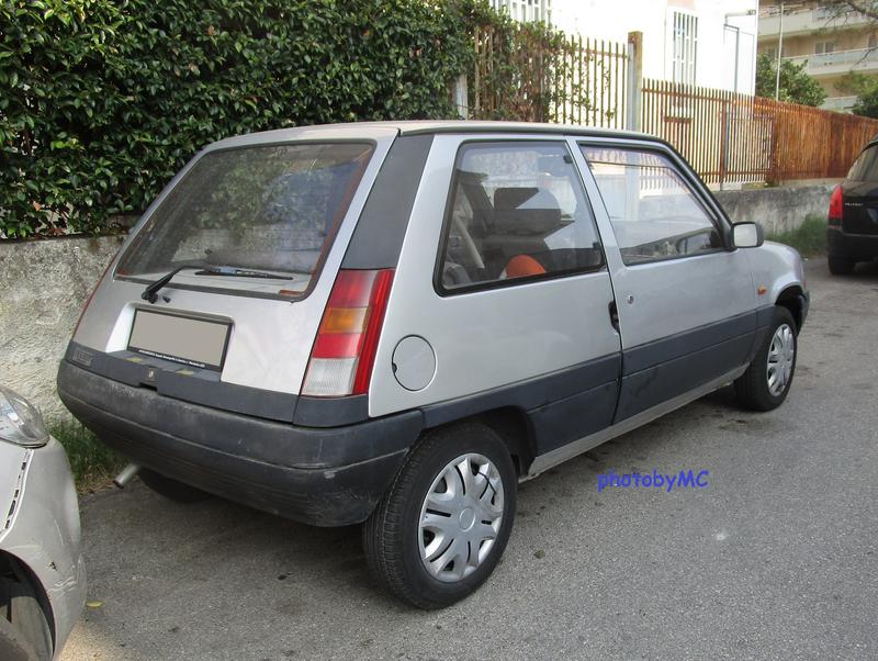 avvistamenti auto storiche - Pagina 40 IMG-0291