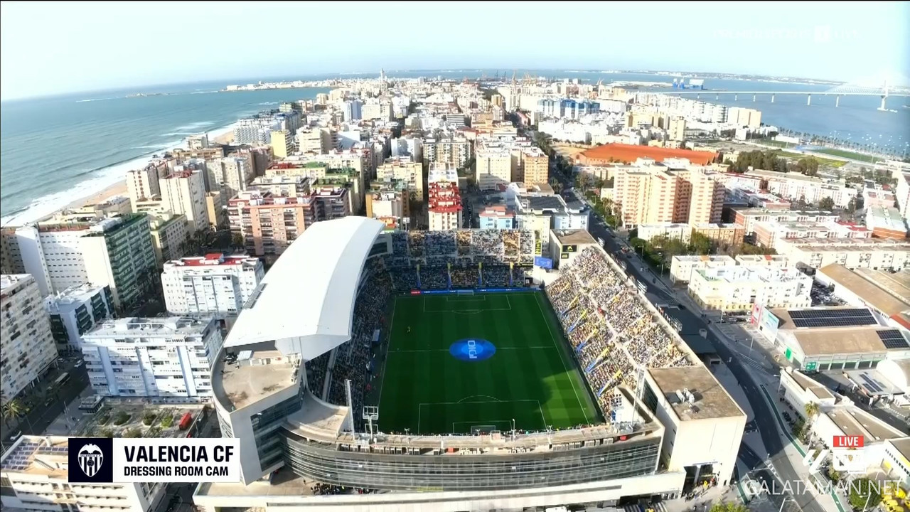 01-14_16-00-00_Premier Sports 1 FHD_Cádiz vs Valencia.ts_snapshot_11.31.496