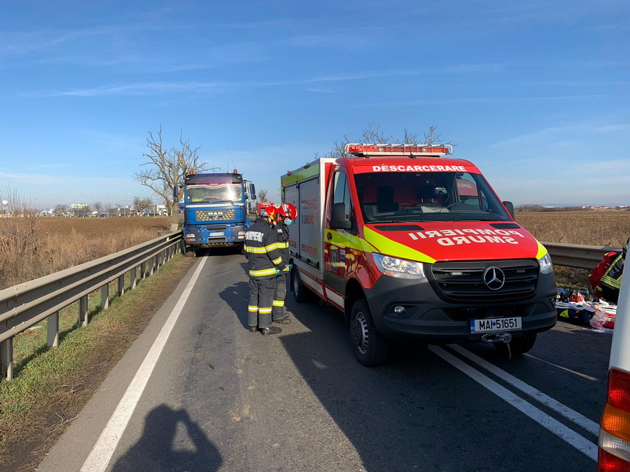 [Imagine: accident-oradea-nojorid-11112021.jpg]