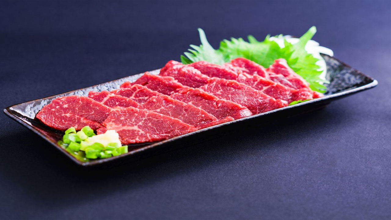 Mengungkap Lezatnya Hotpot Daging Kuda: Kuliner Unik Penuh Gizi