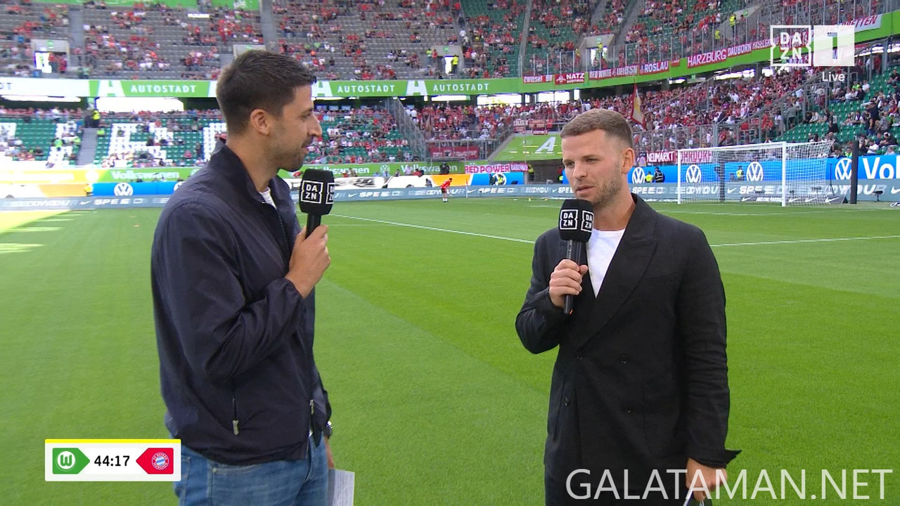 08-25_14-40-01_DAZN 1 FHD_Wolfsburg vs FC Bayern München.ts_snapshot_00.06.10.062