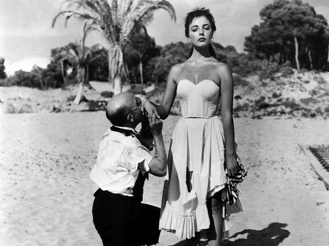 Joan_Collins_d87