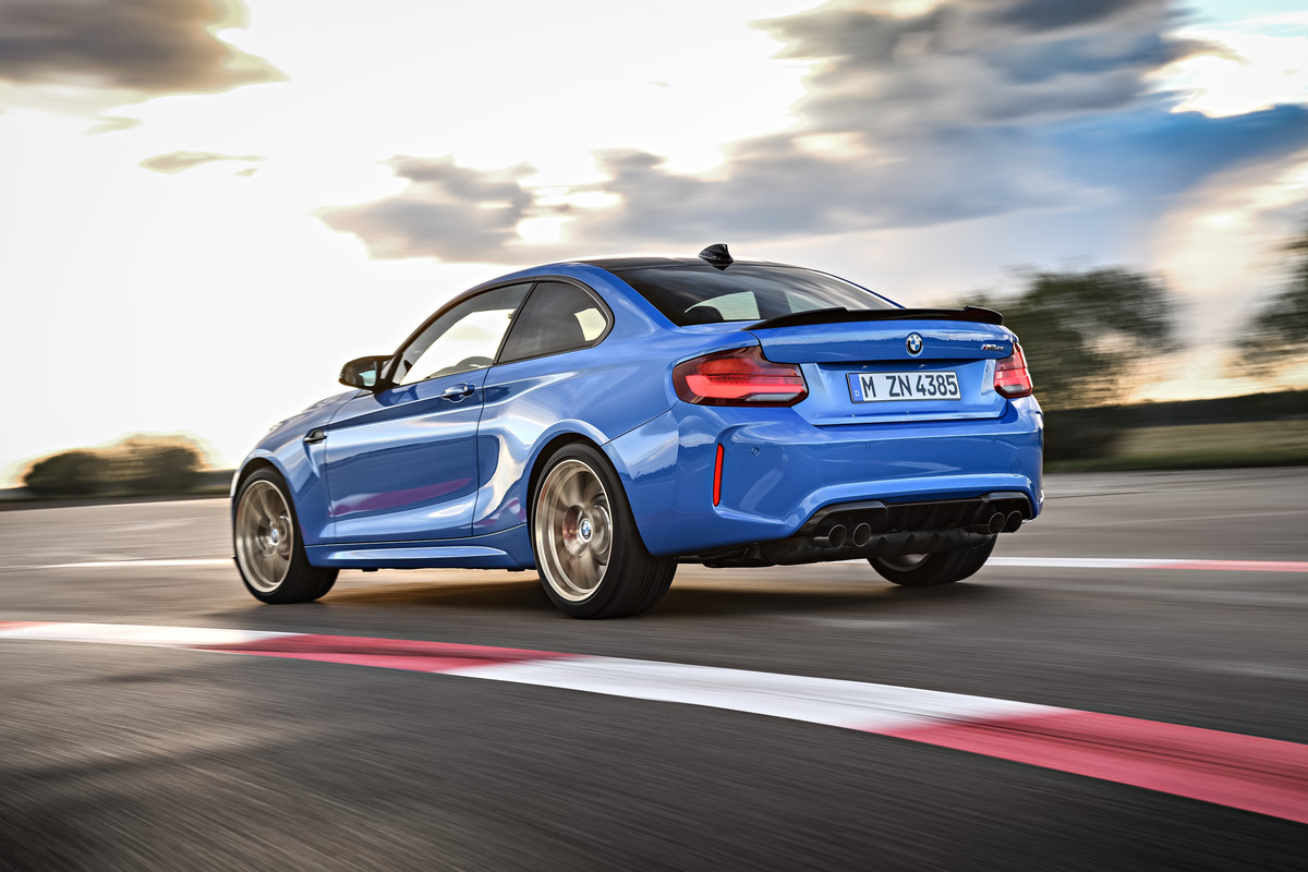 P90374208_highRes_the-all-new-bmw-m2-c