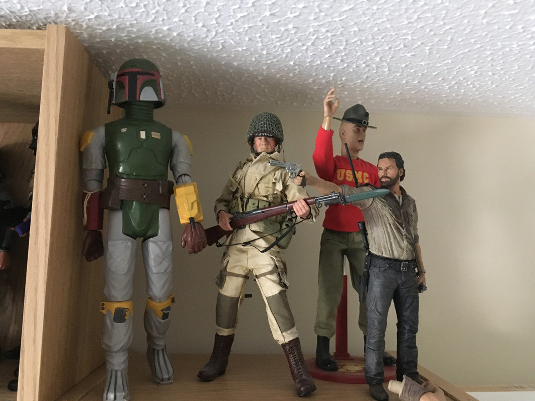 A Refit for Gunner HQ.. or the collection was out of control !! IMG-2207