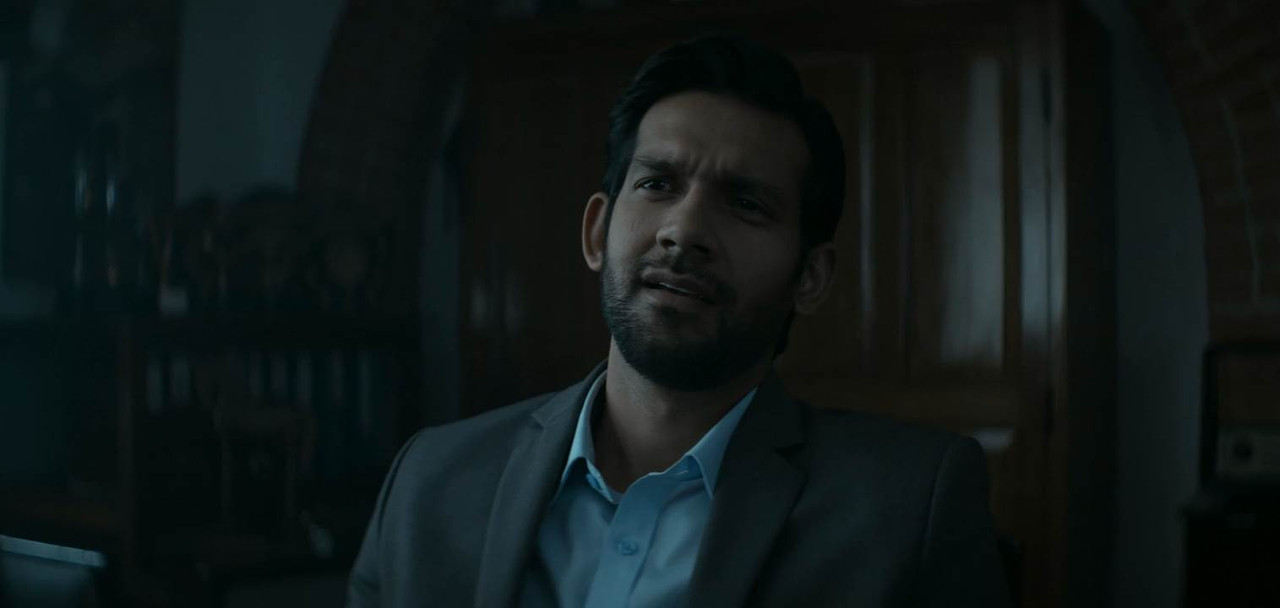 Adhura (2023) Season 1 [Hindi + Tamil + Telugu + Malayalam + Kannada] WebRip 480p, 720p ESub - Complete Screenshot